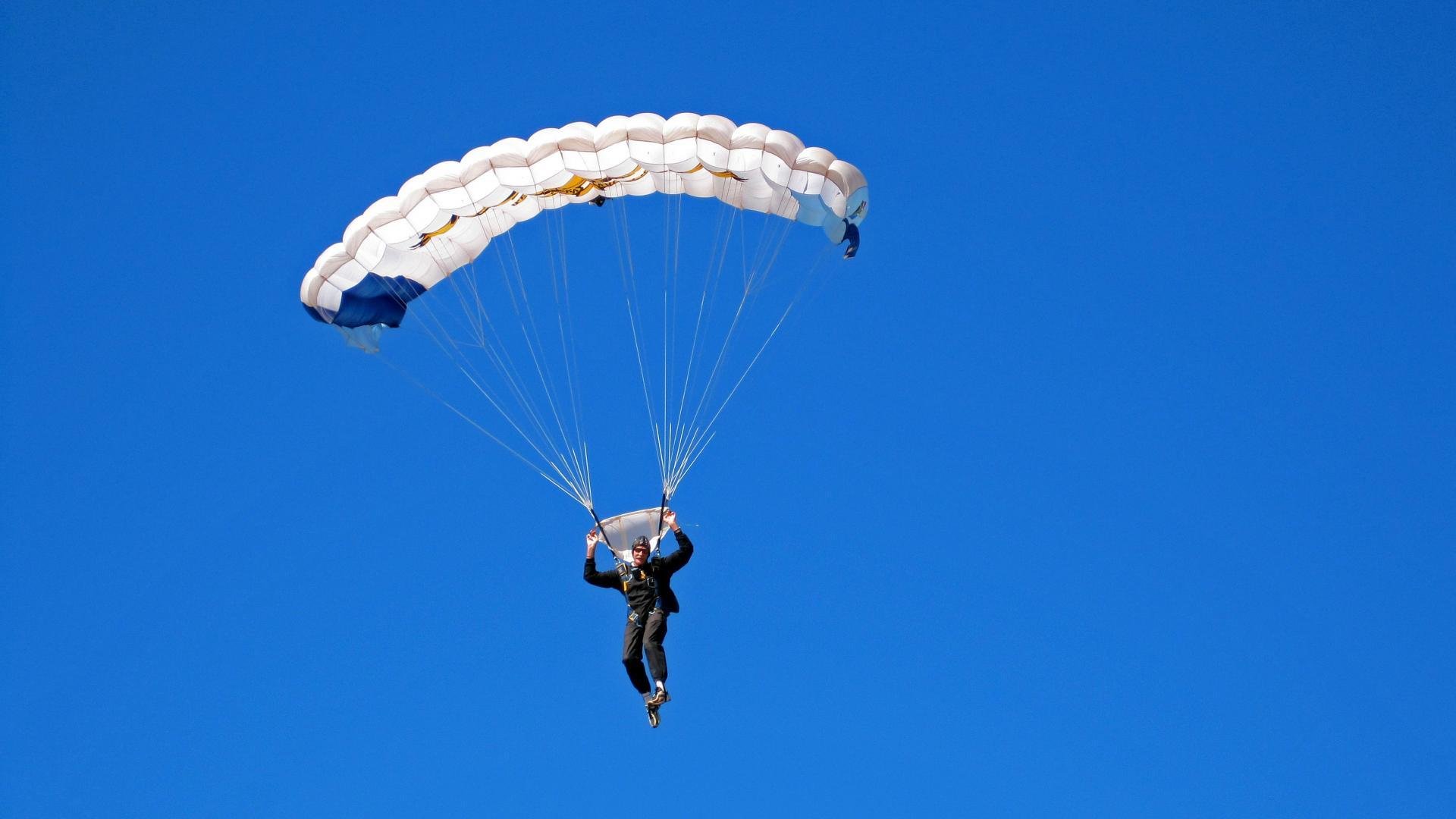 水球比赛朝鲜防守坚固，韩国男子水球